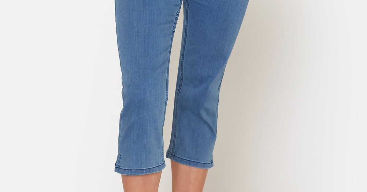 Ungaro Fever Light Blue Cotton Women Capri Jeans