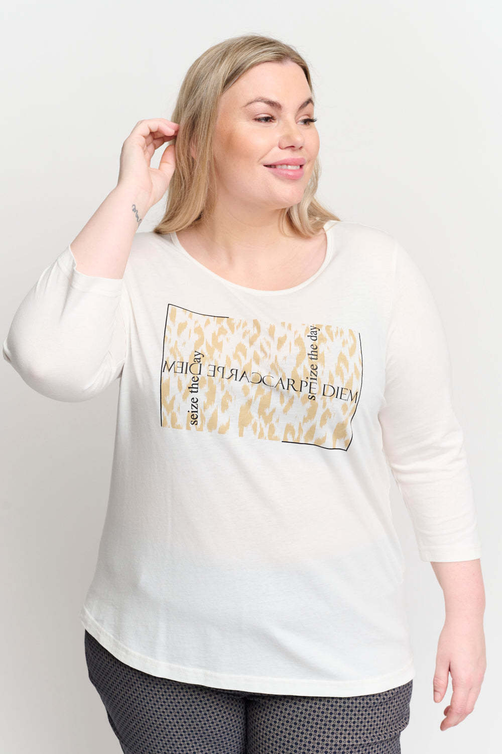 T-shirt - Off White